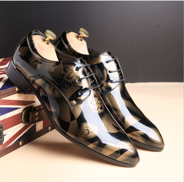 Men'S Luxury Formal Wear - مكتب الرجال فستان أحذية نمط الأزهار