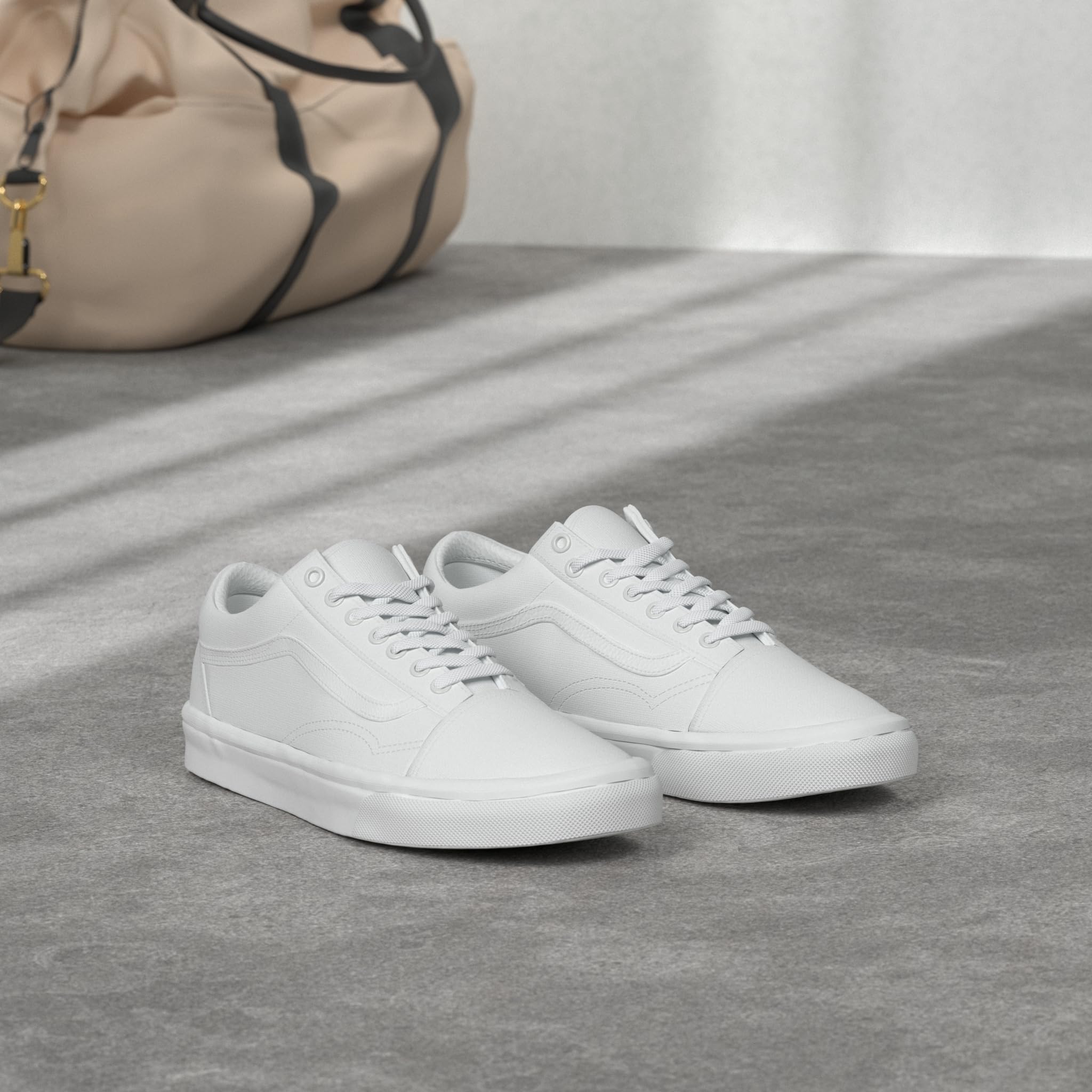 حذاء رياضي للبالغين من الجنسين - مراجعة Vans Shoes Old Skool وسعره
